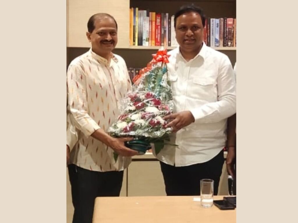 Sameer Dixit takes over as State Secretary, BJP Film Union, Maharashtra State
