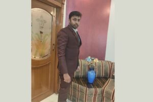 Chartered accountant topper, Rupansh Ashwani is MD/CEO of Cloud software and business services company, AGASS, Education and travel company, SHASHIKUL and ecommerce company, SHASHWANI.