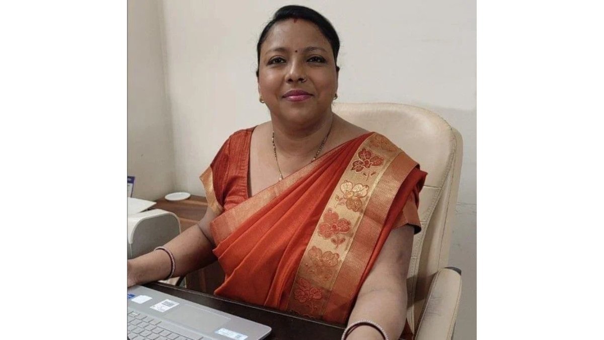 How-a-Delhi-Dietitian-Can-Help-Women-Balance-Their-Hormones-Naturally-Through-Diet