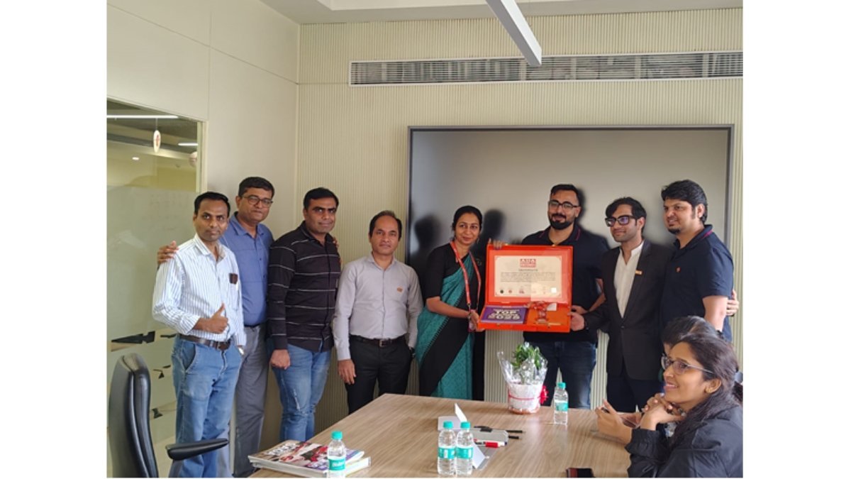 Emcure-Enters-Asia-Book-of-Records-with-5139-Doctors-Pledge-to-Support-Dancing-to-Fight-Against-Hypertension