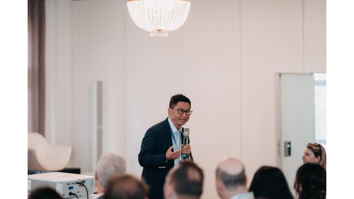 Leon-Laulusa-Executive-President-Dean-of-ESCP-Business-School-1