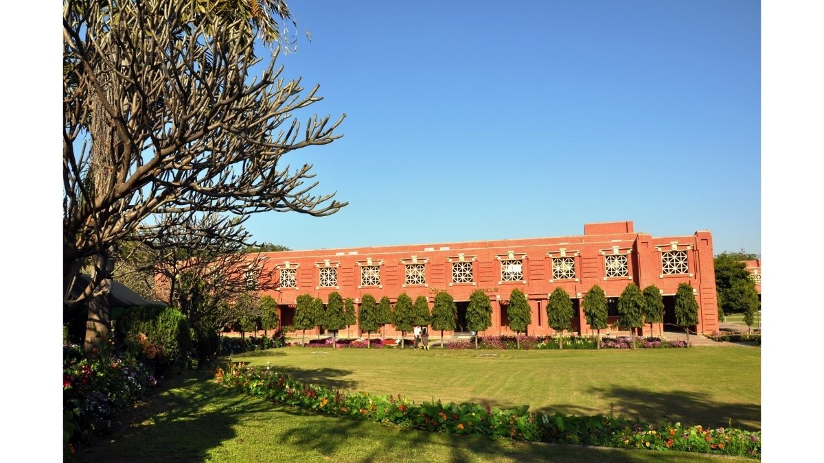 IIM Lucknow, TimesPro invite applications for the 10th intake of the Chief Strategy Officers Programme -PNN